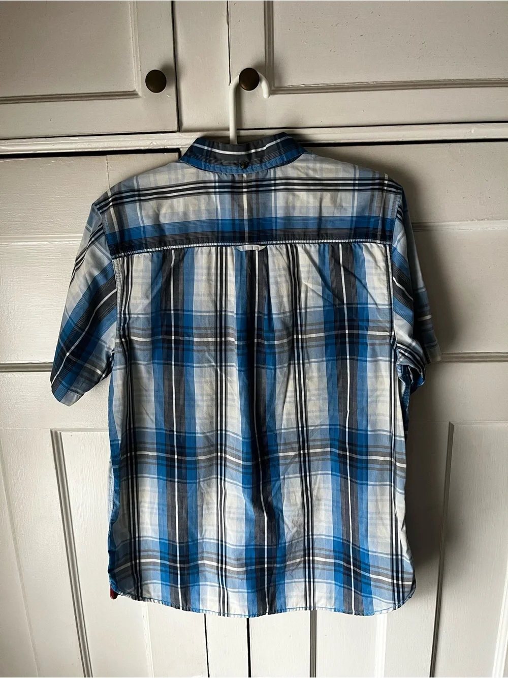 The North Face Blue Plaid Short-Sleeve Button-Up Shirt - Men’s Size L